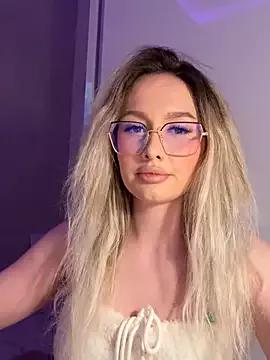 mollyxxx from StripChat