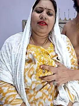 MOM-SUN-COUPLE from StripChat