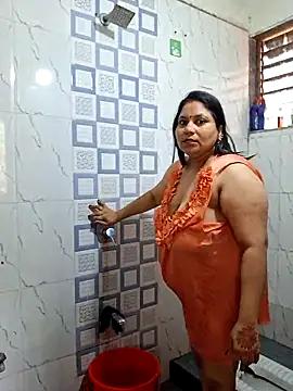 MOM-SUN-COUPLE from StripChat