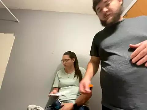 Mommasaurrex from StripChat