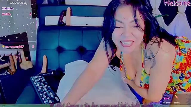Mommy-pervert from StripChat