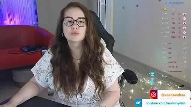 MommyDommeDiva from StripChat