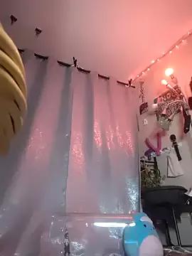 MommyMisfit from StripChat