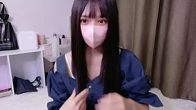 Photos of MoMo-chi from StripChat is Freechat