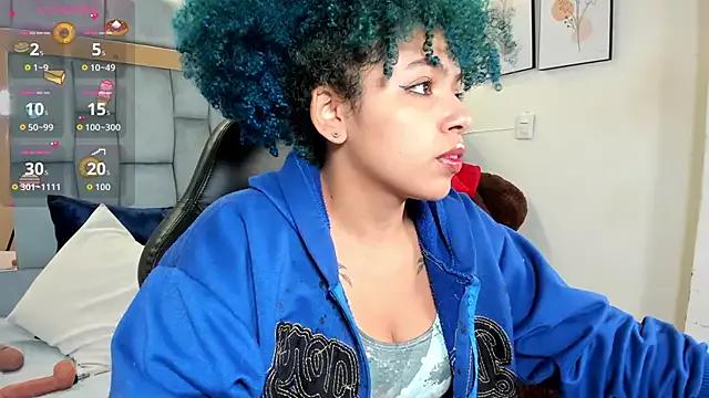 momo_ayasse from StripChat