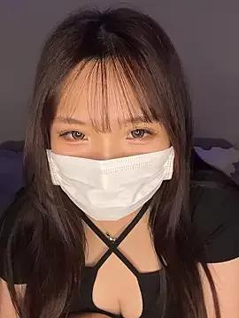 momodayo2525 from StripChat