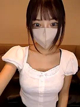 MOMOxxx from StripChat