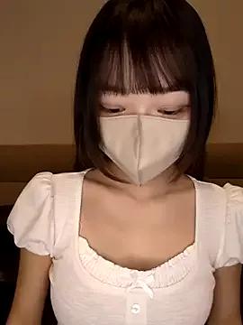 MOMOxxx from StripChat