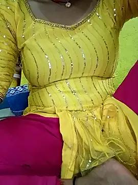 MONA-999 from StripChat is Freechat