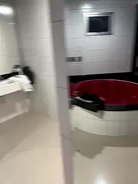 Monahliza webcams show profile image 