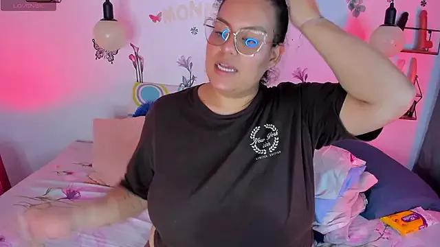 monicabbw_ from StripChat is Freechat