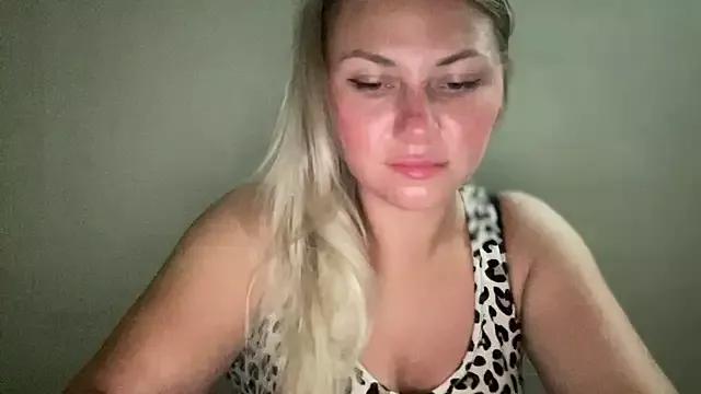 Photos of MonicaSweett from StripChat is Private