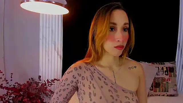 MONIK_FOX_CR from StripChat is Freechat