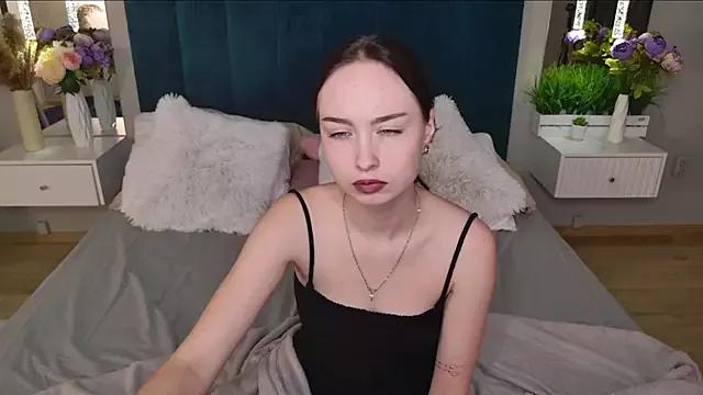 MonikaCarter from StripChat is Freechat