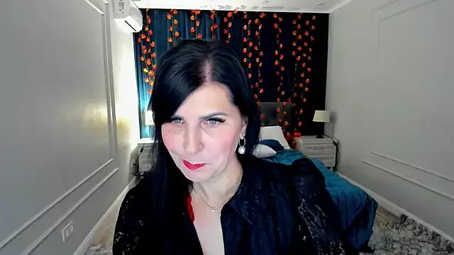 Moon_Veloure1 from StripChat