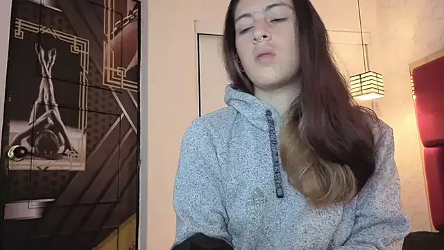 moon_winy from StripChat is Freechat