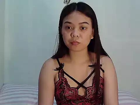 Mooncakes_19 from StripChat