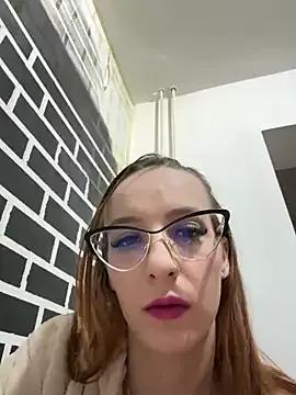 MoonedByEva from StripChat
