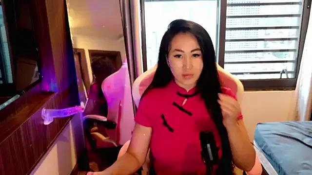 Moongirlme from StripChat