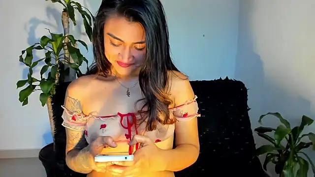 Moonie_baddie from StripChat
