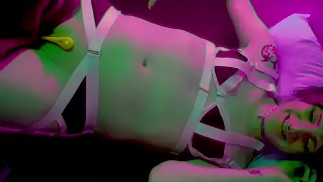 Moonless_Joy from StripChat