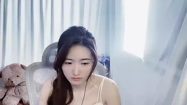 Moonlight-23 from StripChat is Freechat
