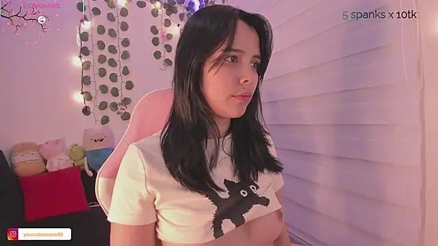 moonliiiight1 from StripChat