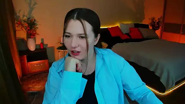 Photos of Moonvelle from StripChat is Freechat