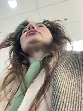 MooonReal from StripChat