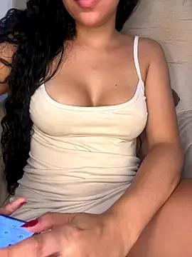 Moranguinho_do_amor webcams show profile image 
