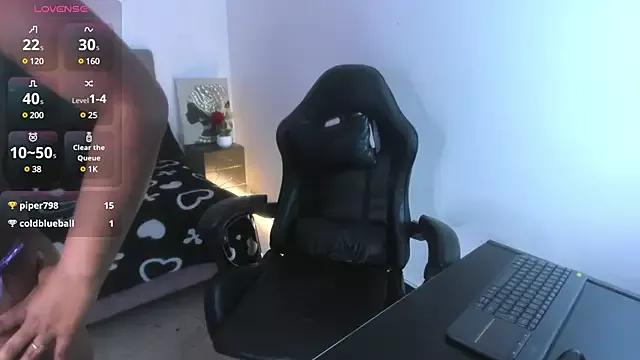 Morochahot77 webcams show profile image 