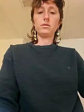 mossy_kiss from StripChat