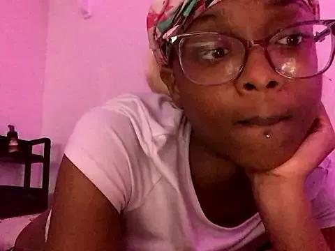 Moxhavix webcams show profile image 