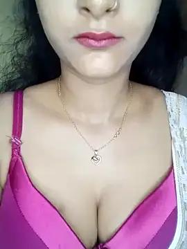 Mr-n-miss from StripChat is Freechat