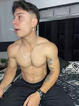MR_MUSCLE from StripChat
