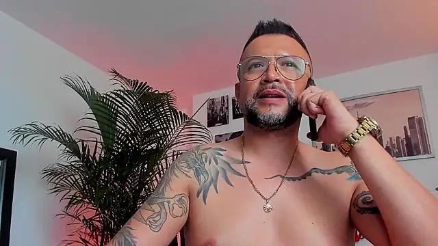 MrFrank_tattoo from StripChat
