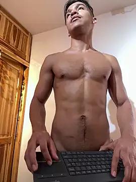MrHilton from StripChat is Freechat