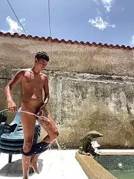 MrLeoLatino from StripChat is Freechat