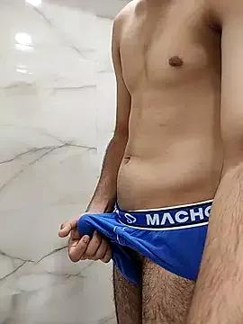 mrmasseur06 from StripChat
