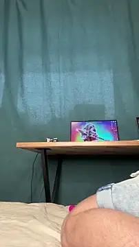 MrMrsRight from StripChat