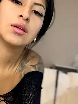 Photos of mrskarmaa from StripChat is Freechat