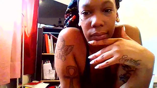 MsSapPhire500 from StripChat