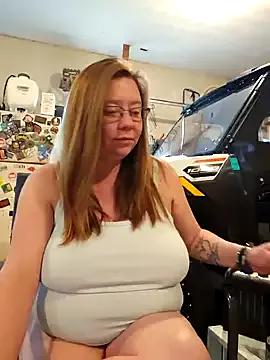 MsShelby40 from StripChat