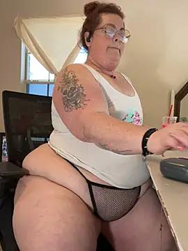 MsStrawbooty from StripChat