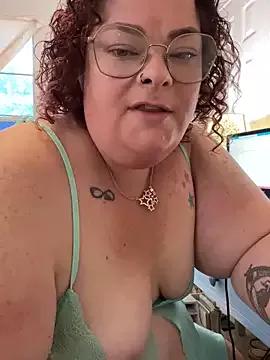 MsStrawbooty from StripChat