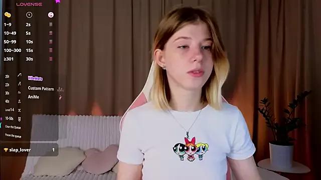 Photos of MuraLuxa from StripChat is Freechat