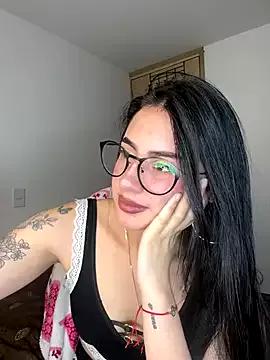 Myeimmy_33 webcams show profile image 