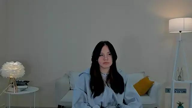 MyrtieSerisky from StripChat is Freechat