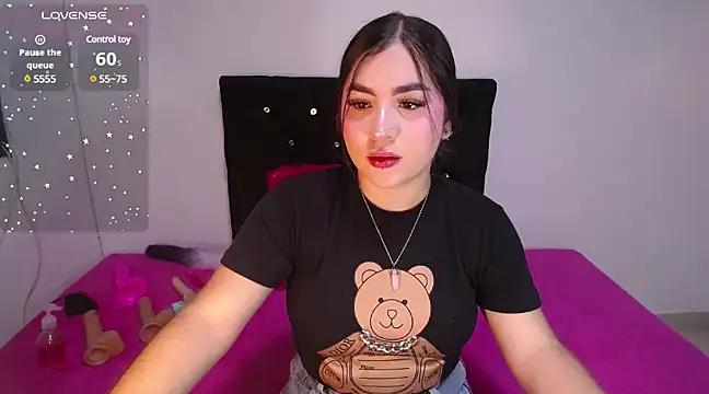 Naahomi_anal from StripChat