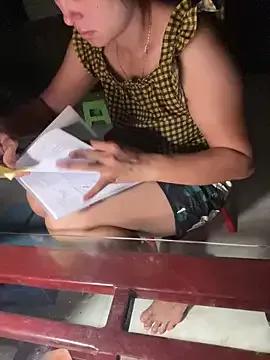Naana-88 from StripChat